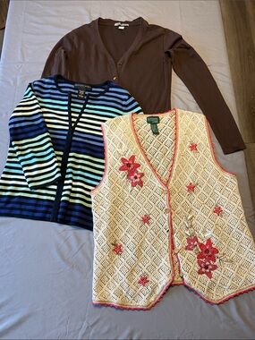 Women’s Sweater Bundle - 3 Sweaters- Size S
